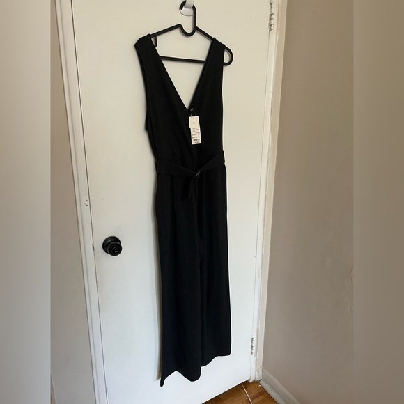Uniqlo Black Stripe Jumpsuit - Picture 1 of 3